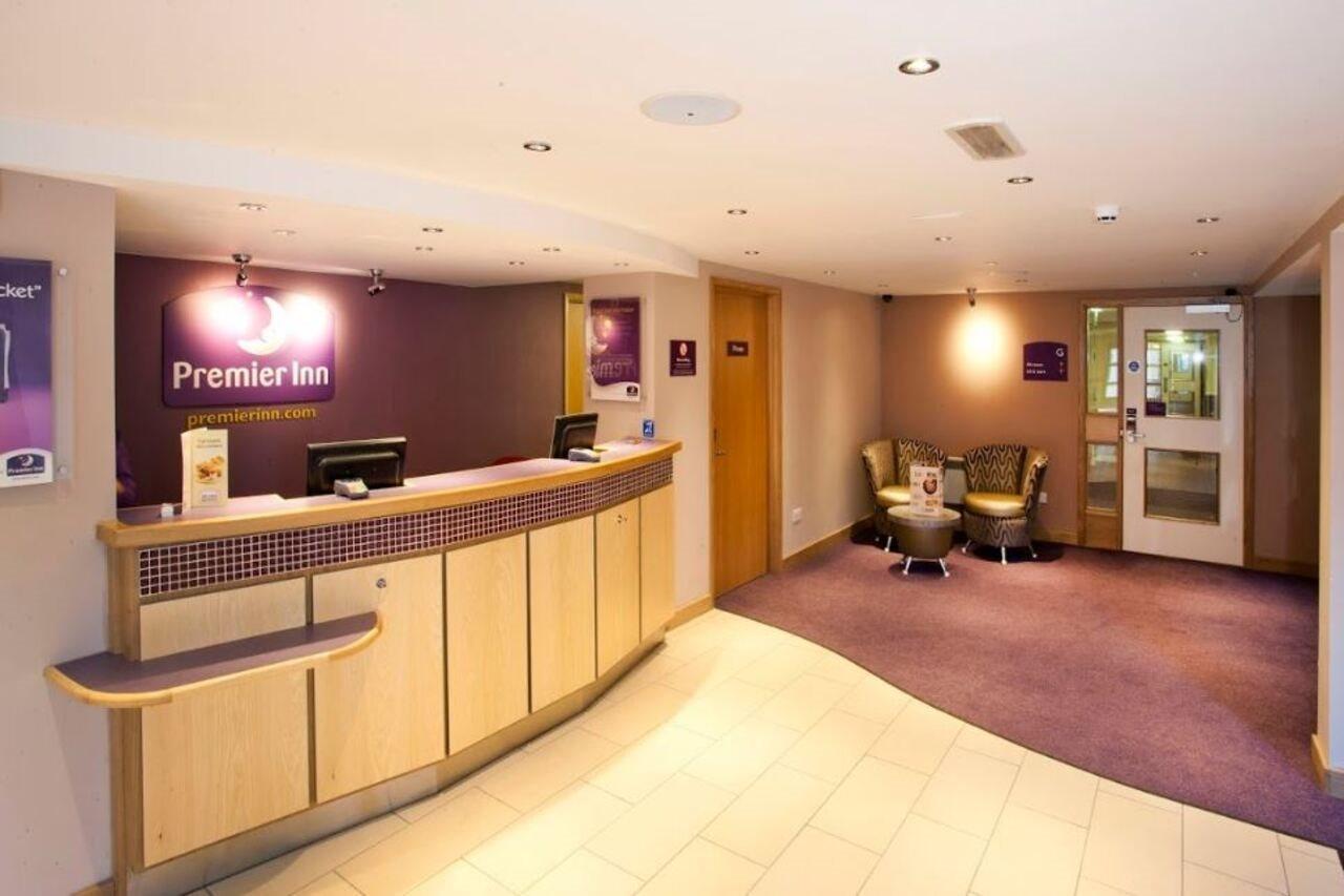 Premier Inn Inverness West Exterior photo