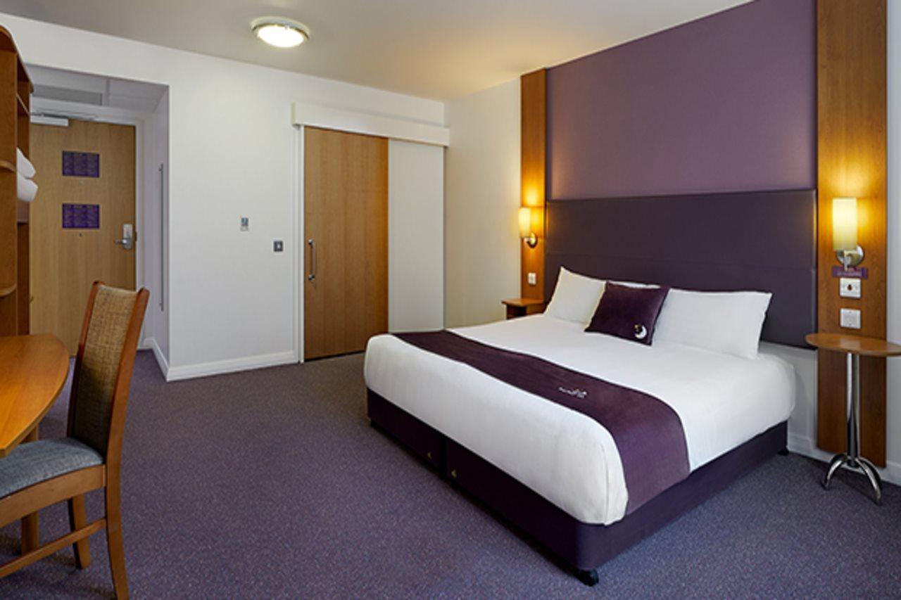 Premier Inn Inverness West Exterior photo