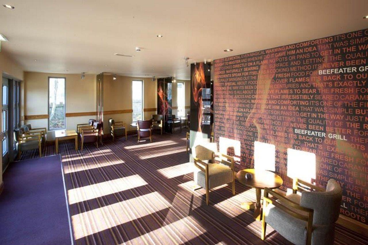 Premier Inn Inverness West Exterior photo