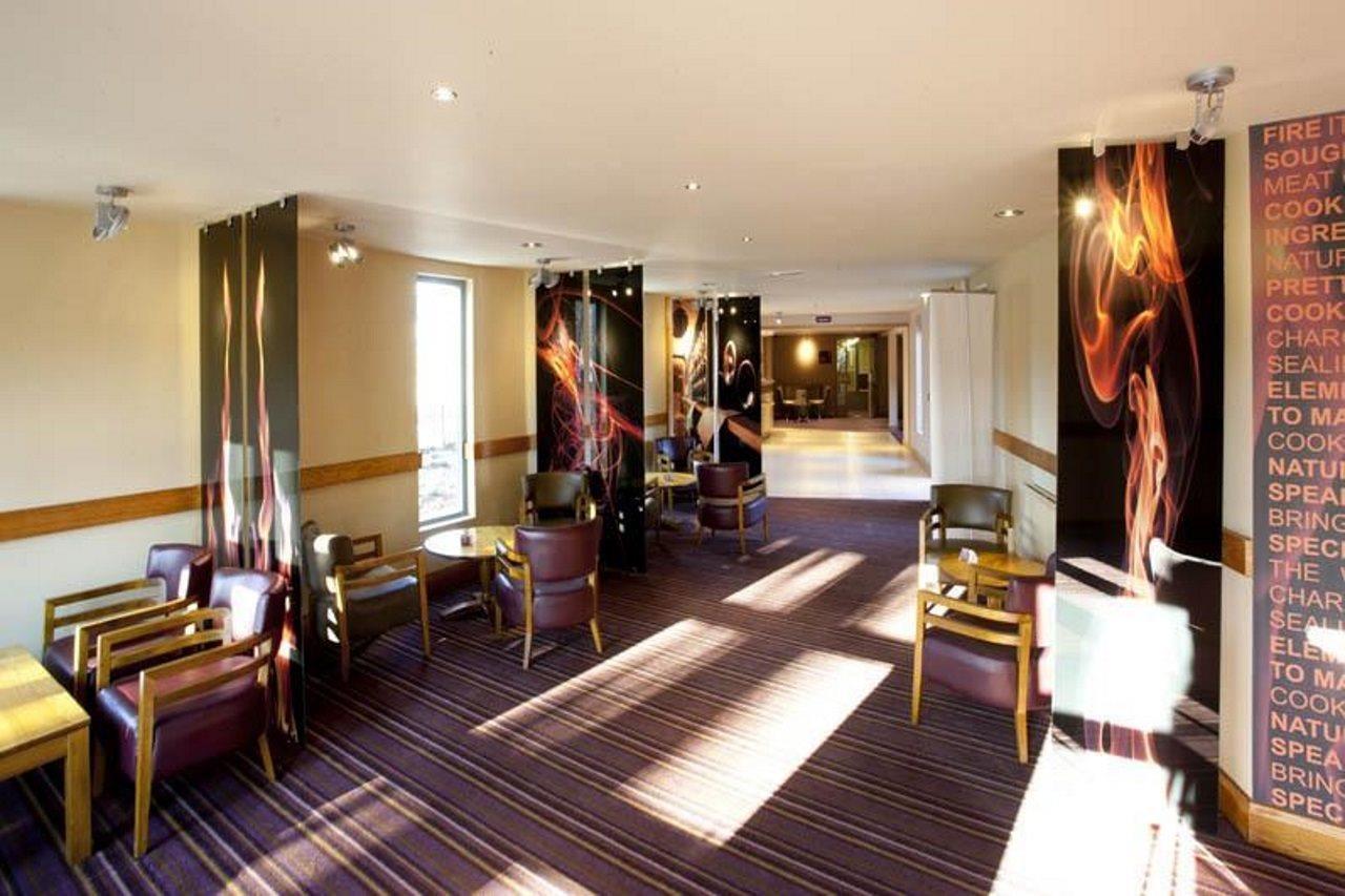 Premier Inn Inverness West Exterior photo