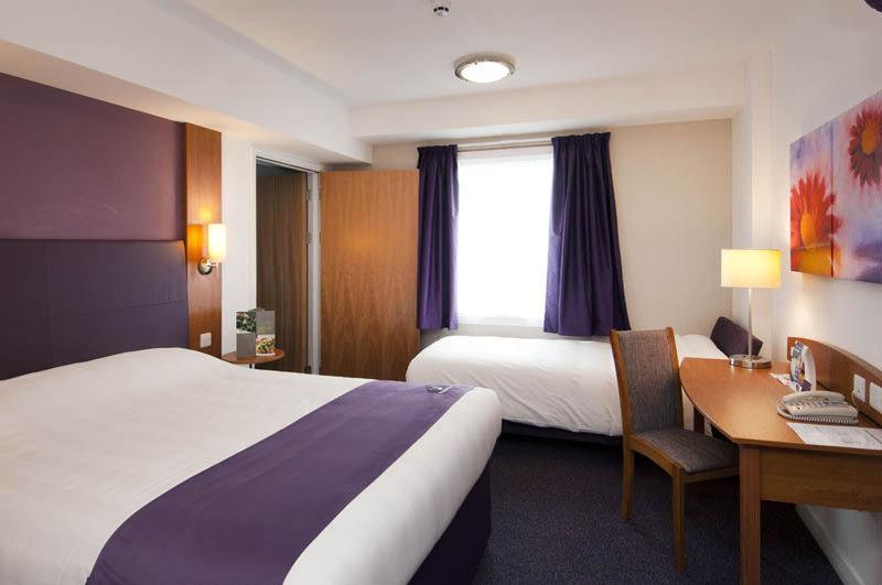 Premier Inn Inverness West Exterior photo